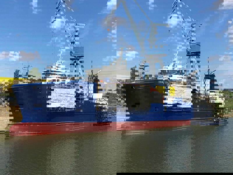 Verdens første tråler med vått mottak er kommet i drift. Dette innebærer at fisken skal bedøves og deretter bløgges fra levende tilstand